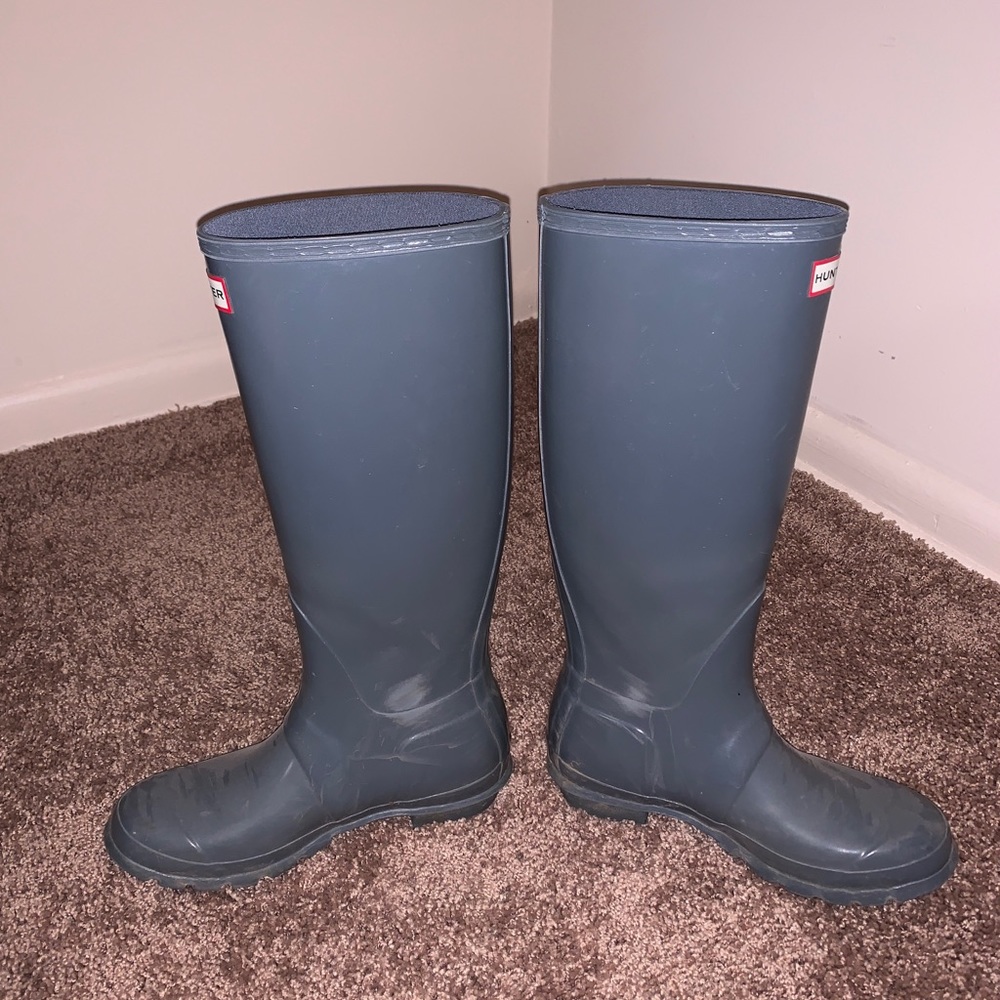Hunter glossy boots size 7M - Picture 3 of 3